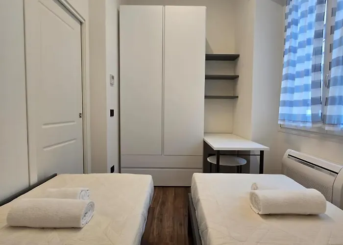 Veronavera Orlandi *